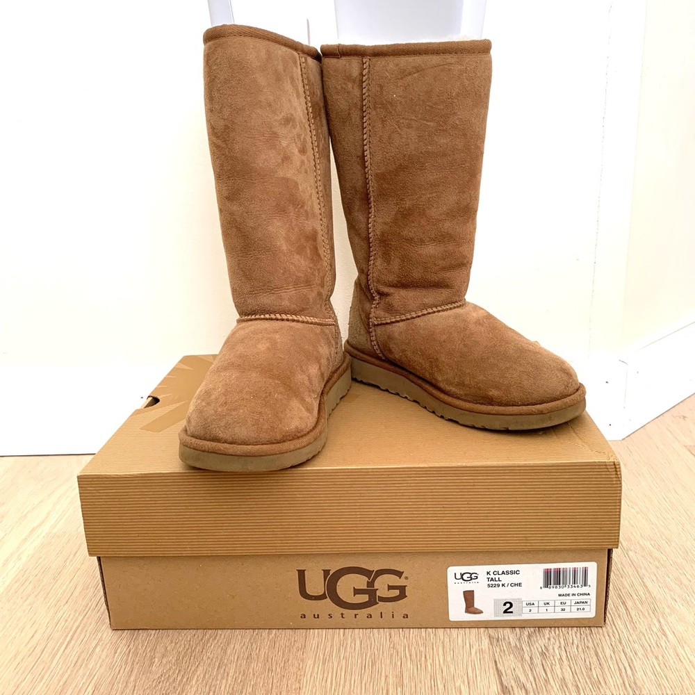 Ugg K Classic Tall -Kids Chestnut Size 2